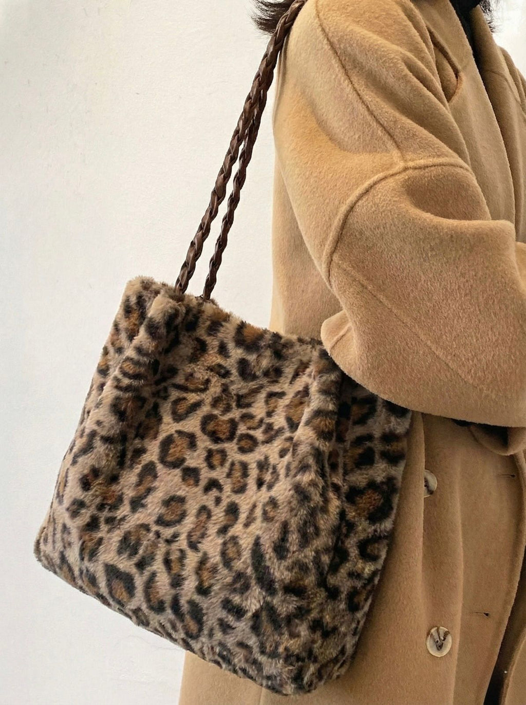 BOLSO PELUCHE ANIMAL PRINT