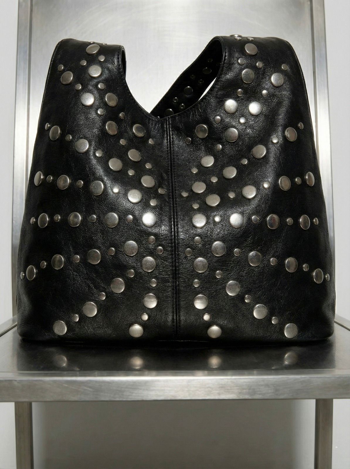 BOLSO PUNTOS PLATEADOS