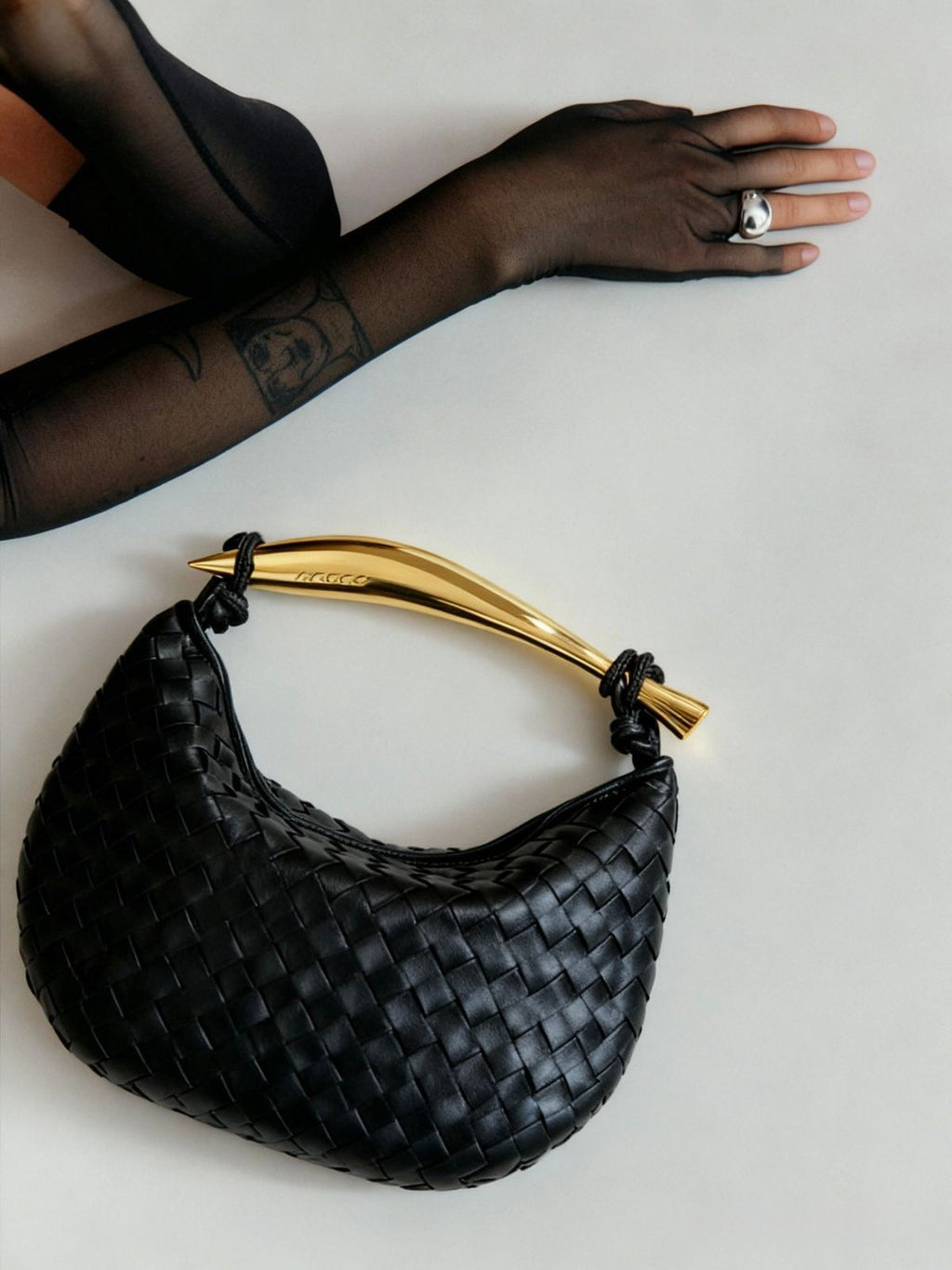 Bolso al hombro Sardine Chain de piel entretejido